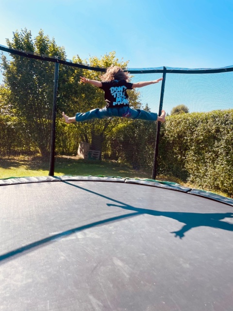 Koszulka dziecięca Don’t Tell My Mum – streetwear kids (czarna)